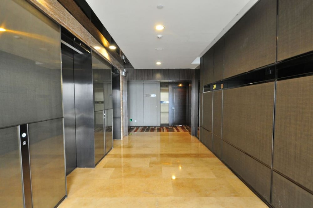 Фото Easy Holiday Inn