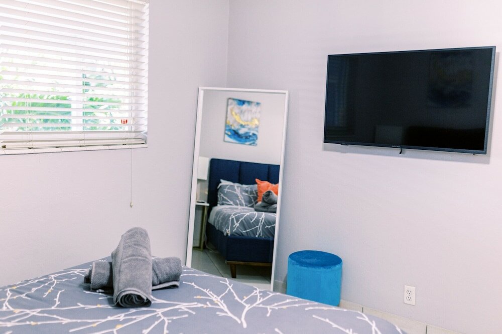 Фото Galleria Apartments by Lowkl