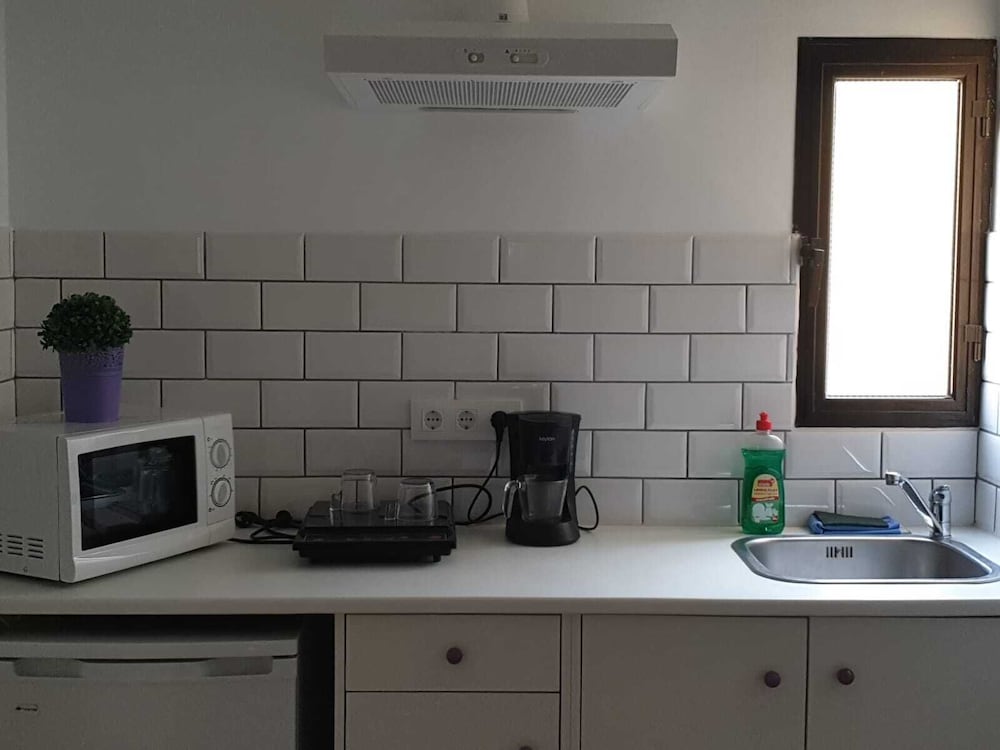 Фото Hotel y Apartamentos Doña Lola