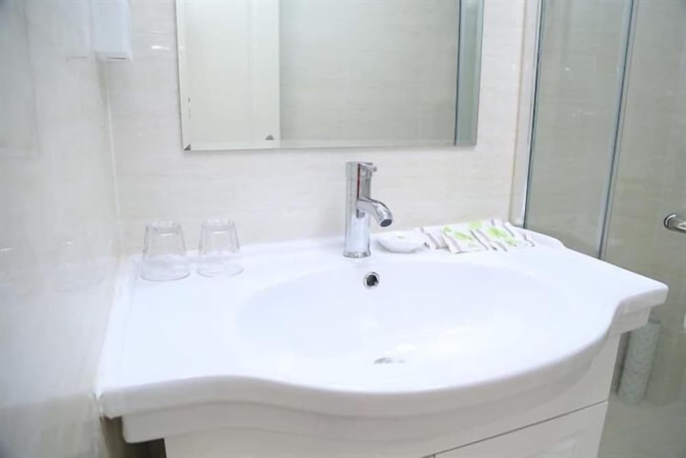 Фото Ramada Encore by Wyndham Qingdao Shinan