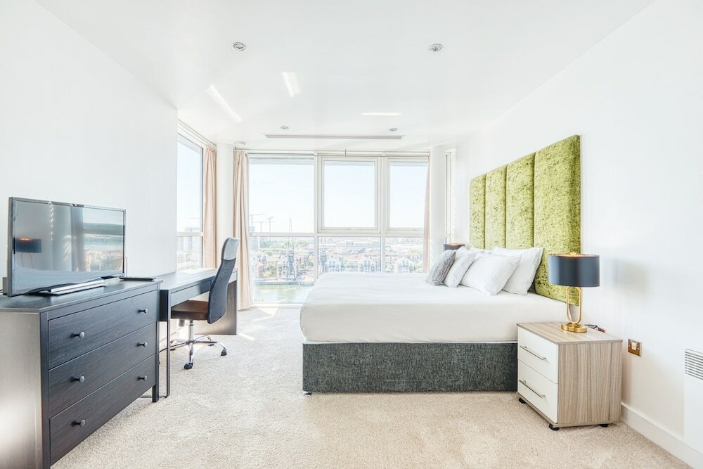 Фото Jibbs Corner Penthouse Apartment