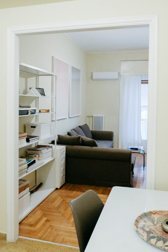 Фото Newly Renovated Athenian Apt