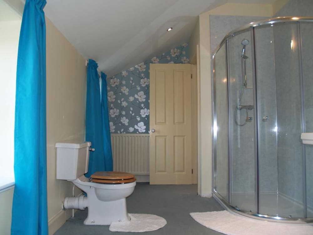 Фото Abbotshaw House - Farm B&b