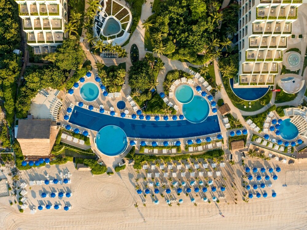 Фото Live Aqua Beach Resort Cancún - Adults Only - All Inclusive