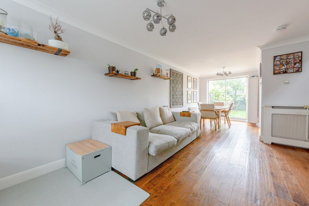 Фото Serene and Spacious 2 Bedroom House in South Wimbledon