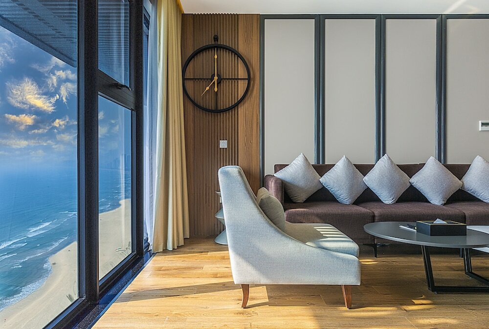 Фото Peninsula Hotel Danang