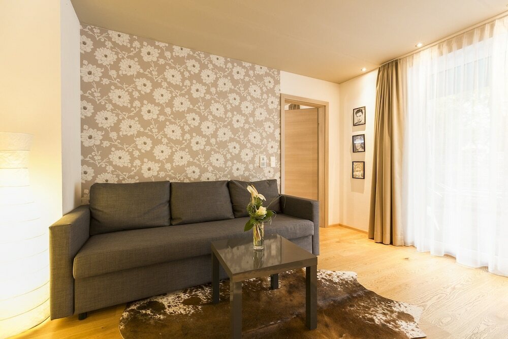 Фото Room 4 & 5 Apartments