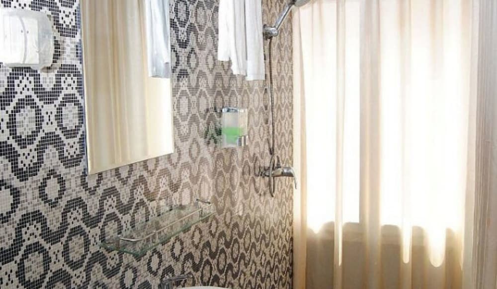 Фото Bai Yi Hotel Canton Fair Branch