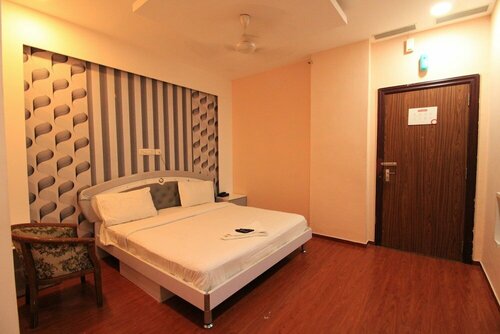 Гостиница Aishwaryam Hotel в Мадурае