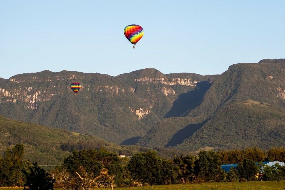 Фото Pousada Chalés Vale do Rio do Boi