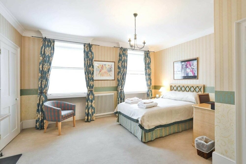 Фото Luxury and Modern Bayswater Apartment