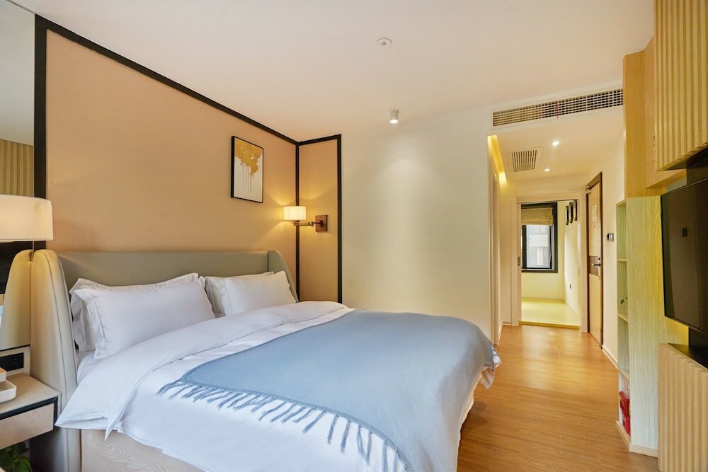 Фото Wuhua Xingxiang Shanfang Hotel