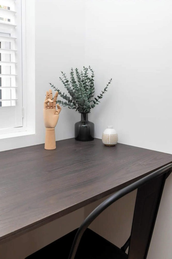 Фото Bright & Stylish 2bd Flat - Brockley