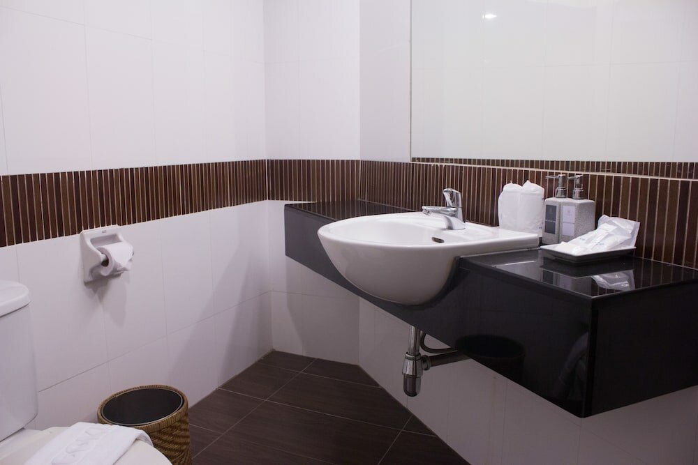 Фото Hatyai Holiday Hotel