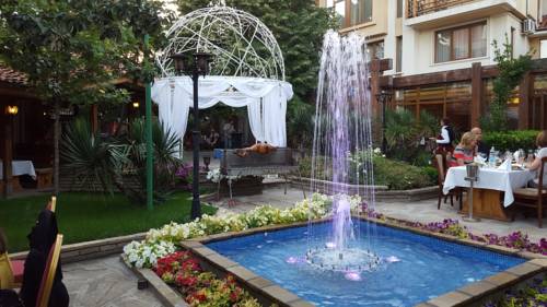 Фото National Palace Hotel