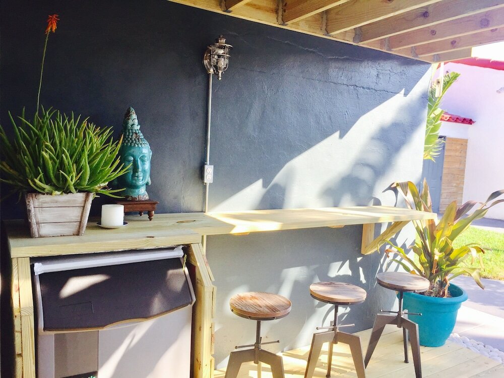 Фото Oasis Hotel