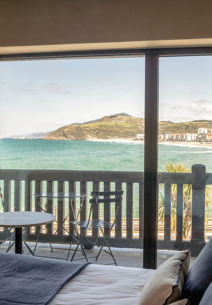 Фото Hotel Ur Bare