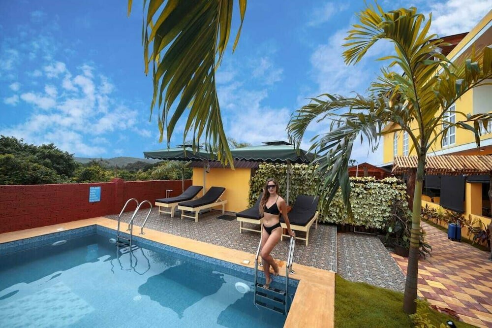 Фото Grand Vatika Resort