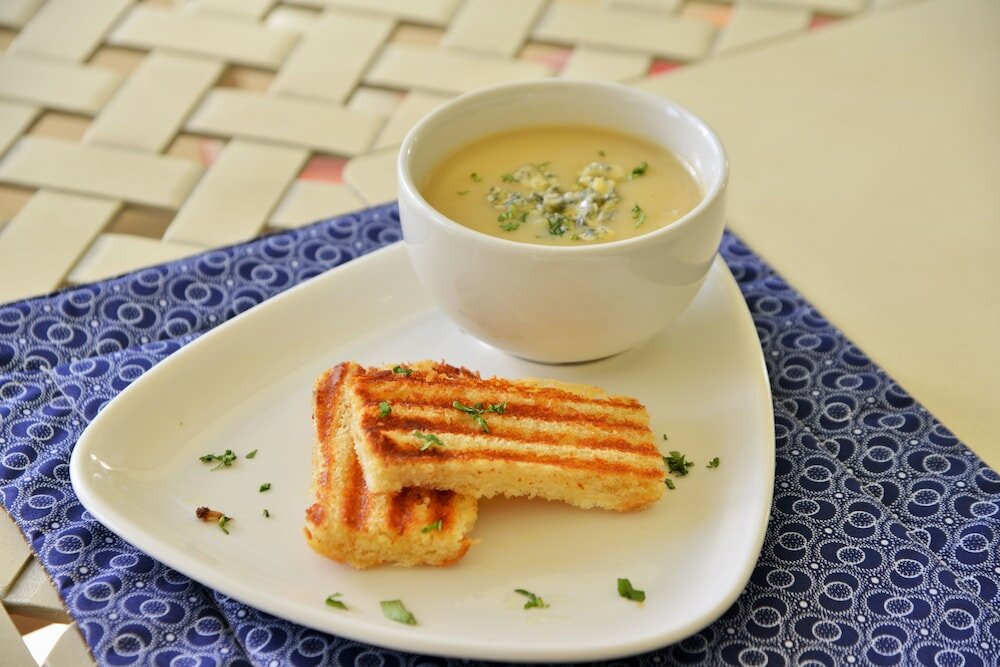 Фото Batonka Guest Lodge