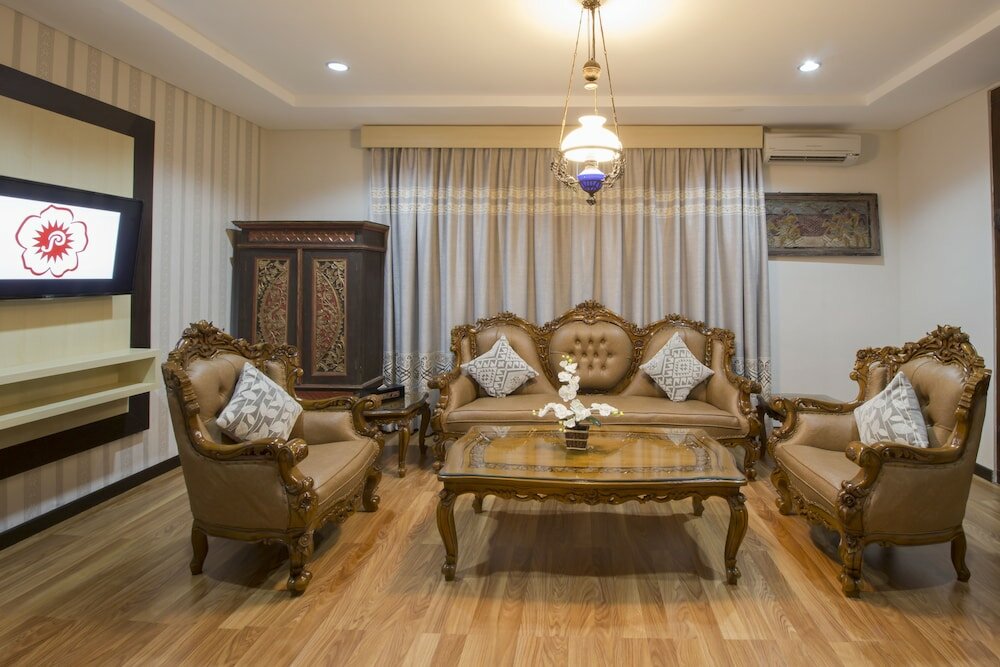 Фото Grand Puri Saron Yogyakarta