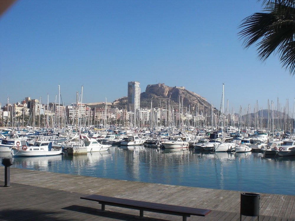 Фото Apartamentos Boni