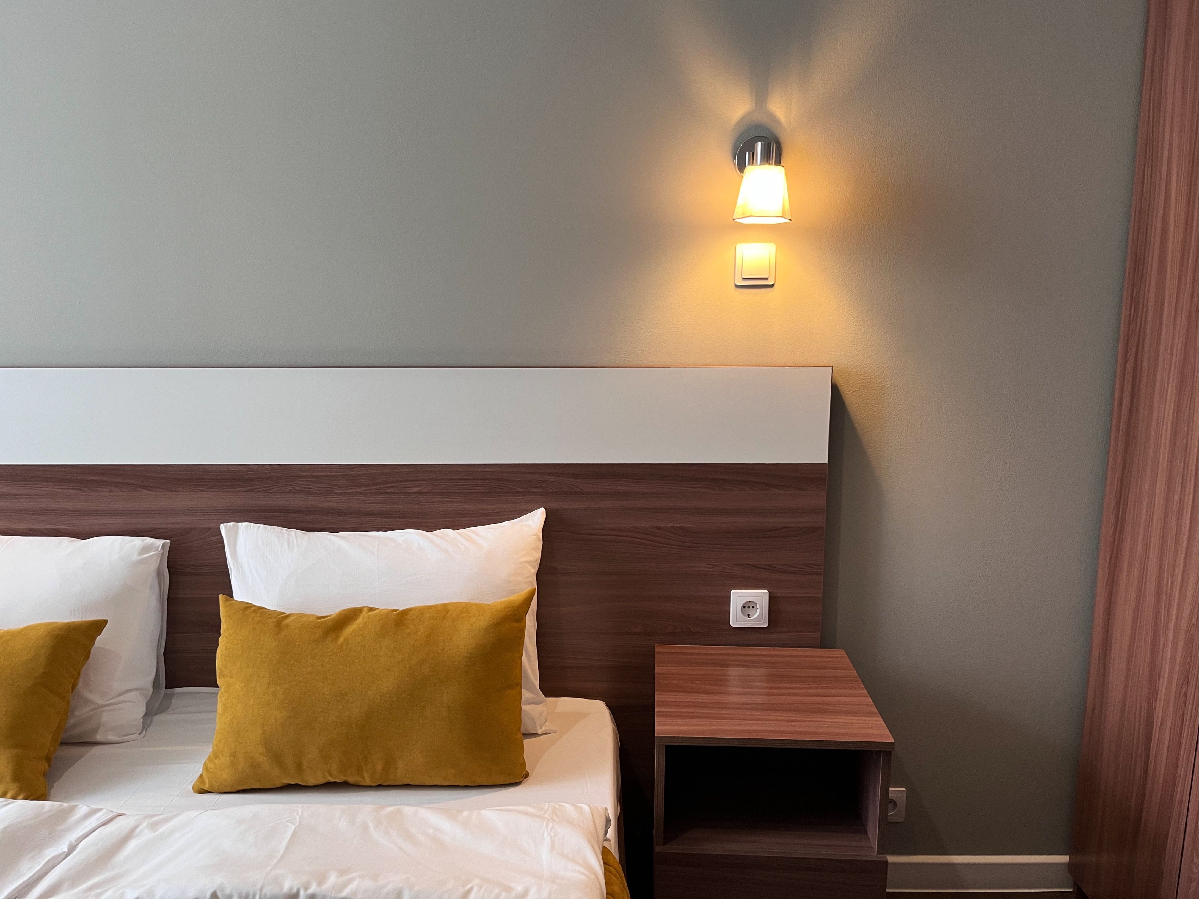 Фото Демократ Невский 130