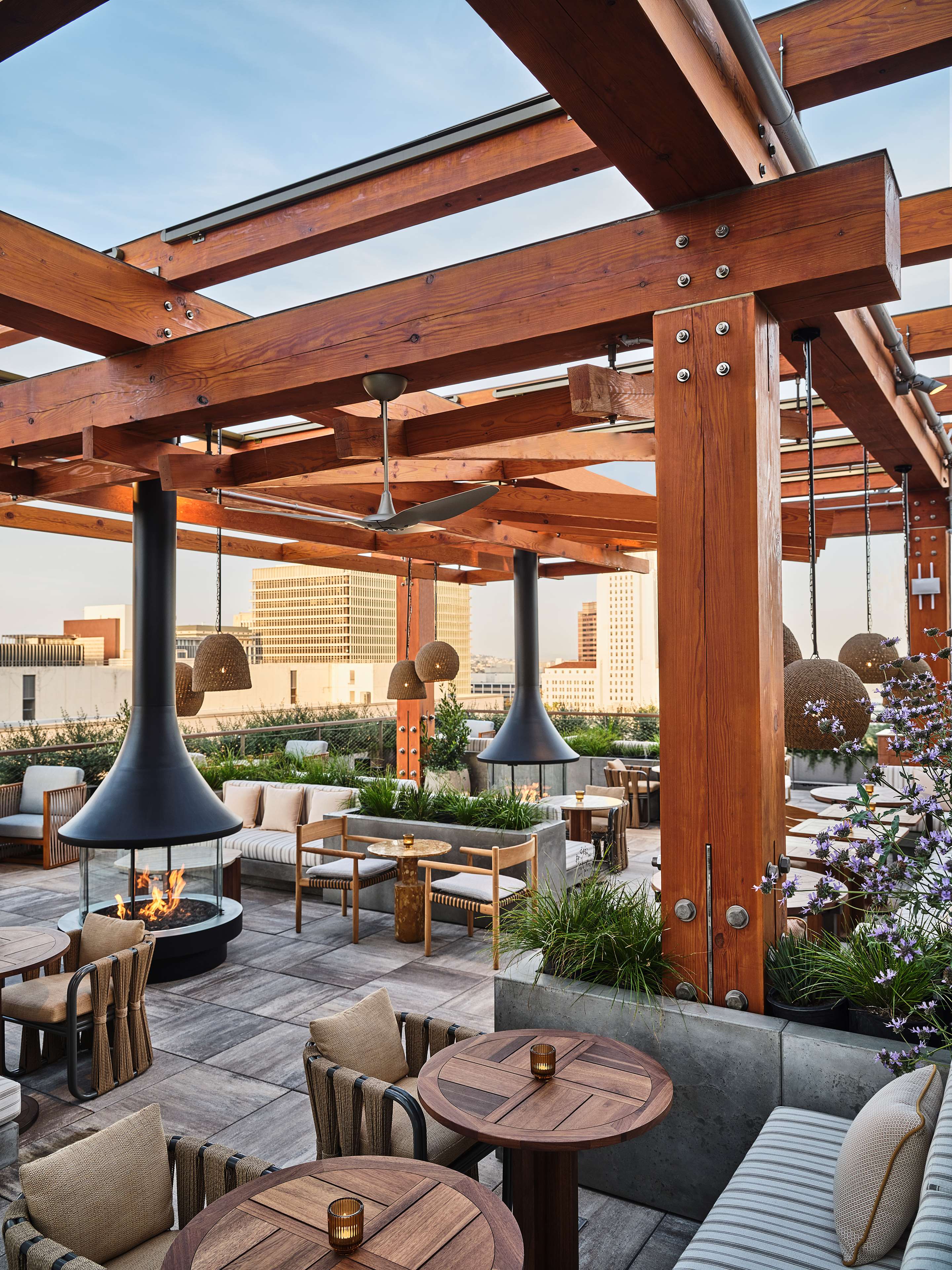 Фото Conrad Los Angeles