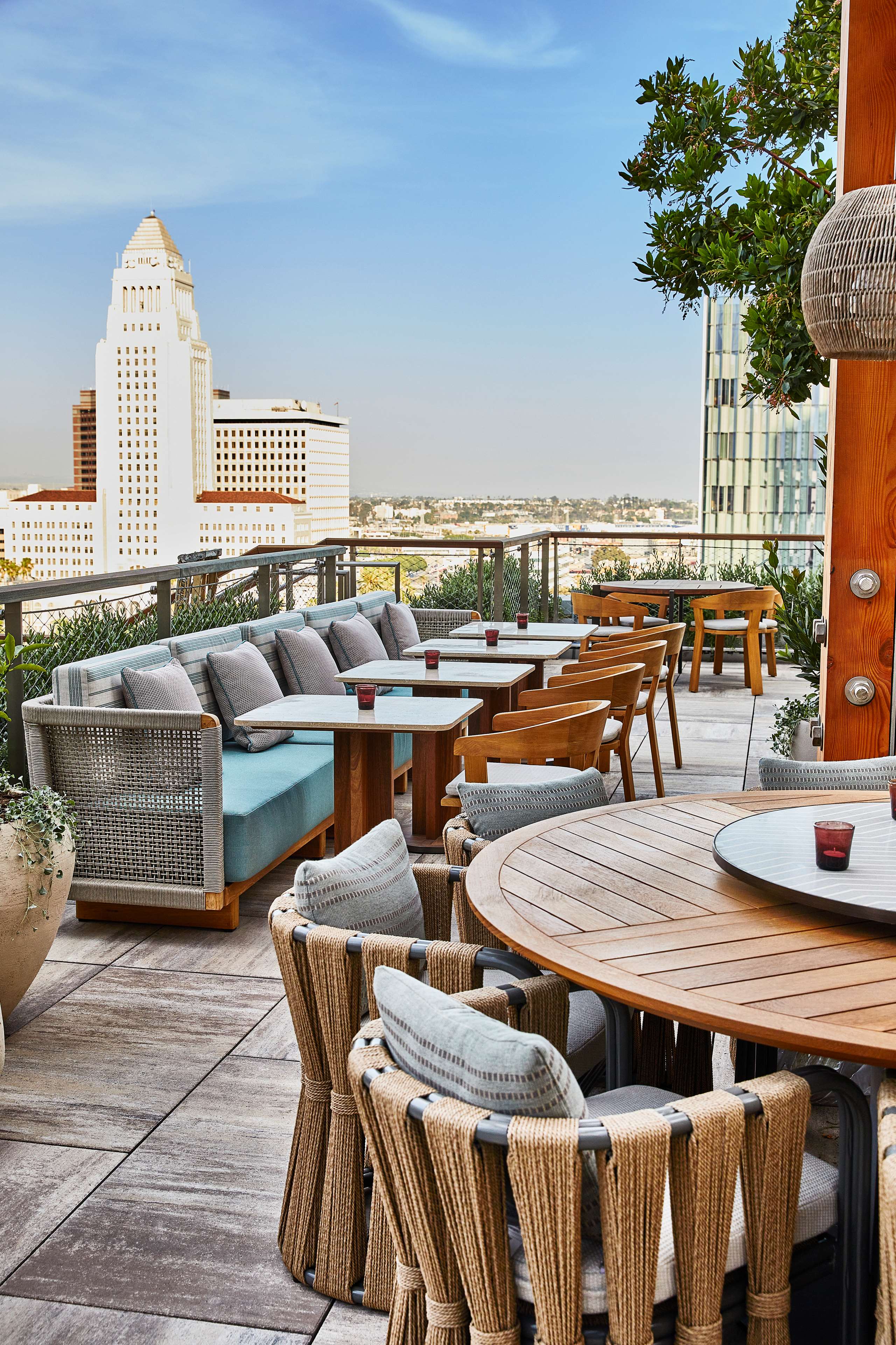 Фото Conrad Los Angeles