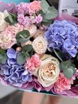 Street of Flowers (Turkestanskaya ulitsa, 72) ، محل زهور