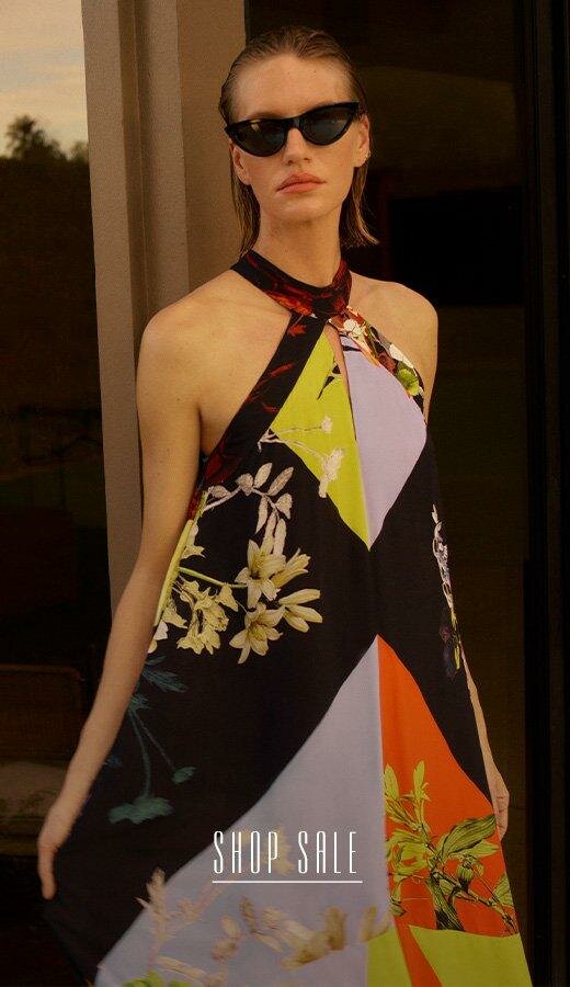 Clothing store Karen Millen, Dubai, photo