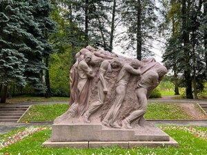 Музей-заповедник Горки Ленинские (Московская область, Ленинский городской округ, музей-заповедник Горки Ленинские), лесопарк в Москве и Московской области