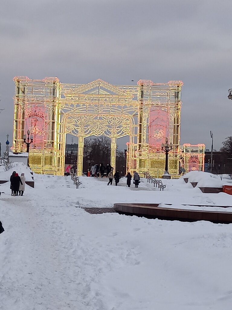 Kültür ve eğlence parkları Новопушкинский сквер, Moskova, foto