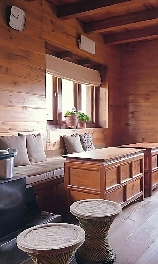 Фото Kyirmu Lodge Phaplu