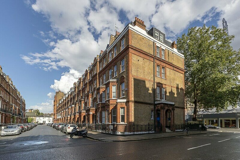 Гостиница Altido Lovely 2 Bedroom Flat in Chelsea в Лондоне