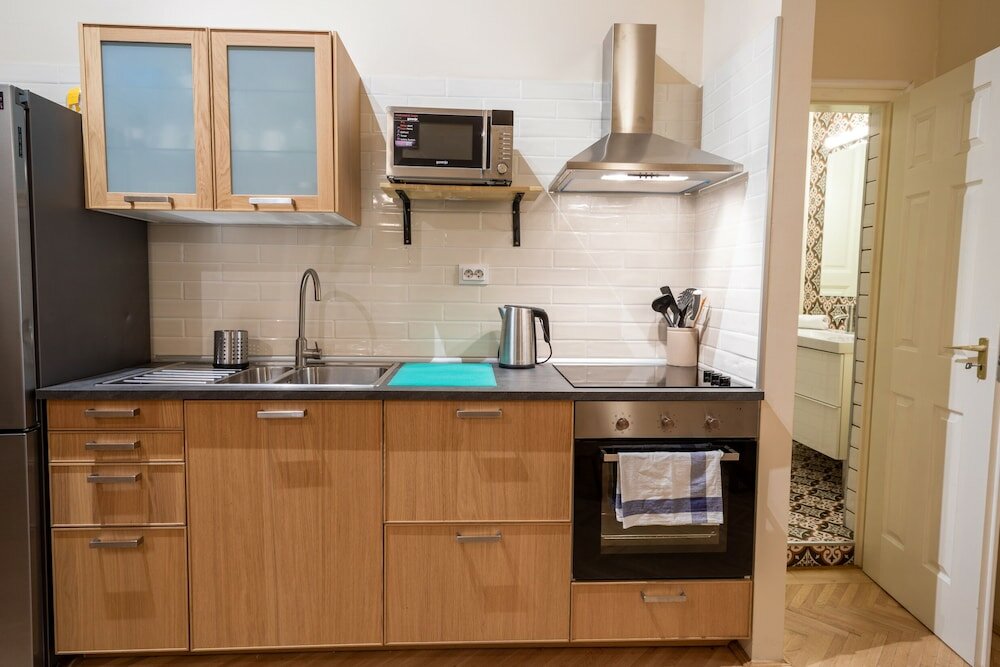 Фото Lie On Me Lazy Simon