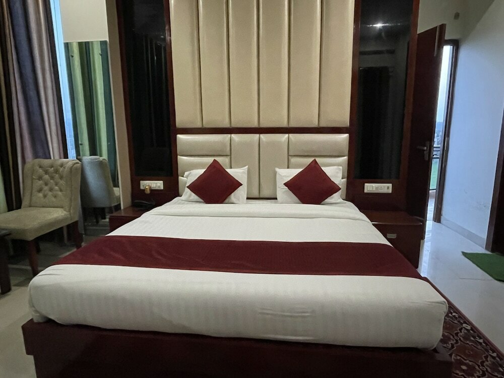 Фото Sumedha G Village Resort and SPA