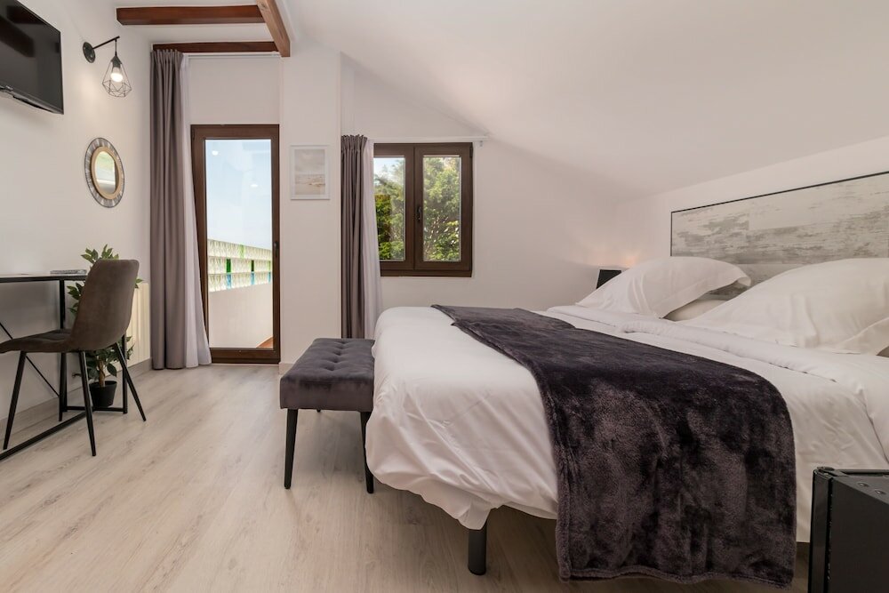 Фото Hotel Sanmar