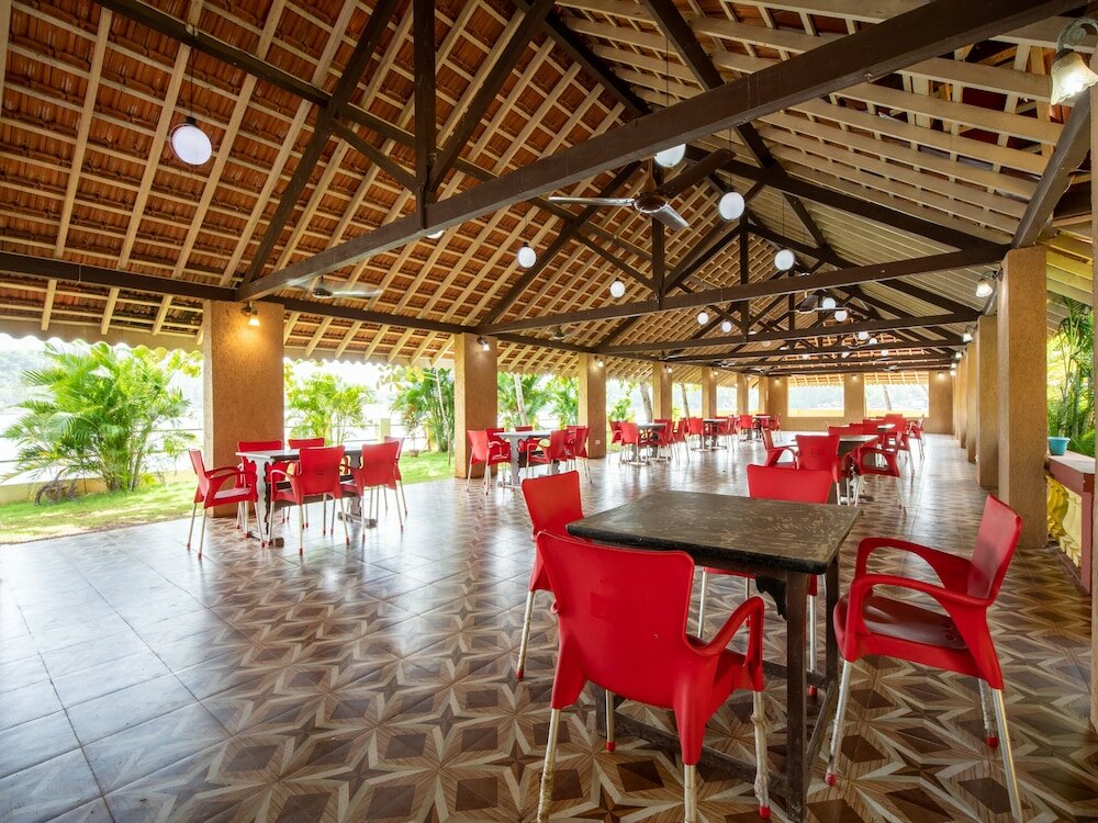 Фото Oyo 40637 Seagull Resort