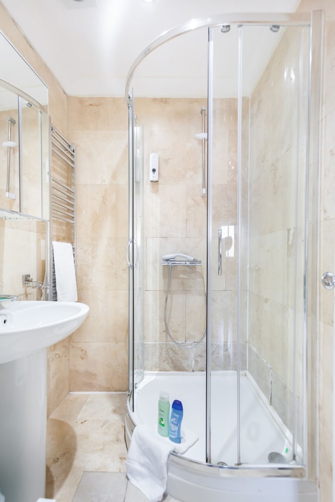 Фото Budget Apartment Next to Kings Cross - Eurostar