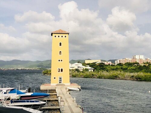 Гостиница Savana at Porto Cupecoy Marina