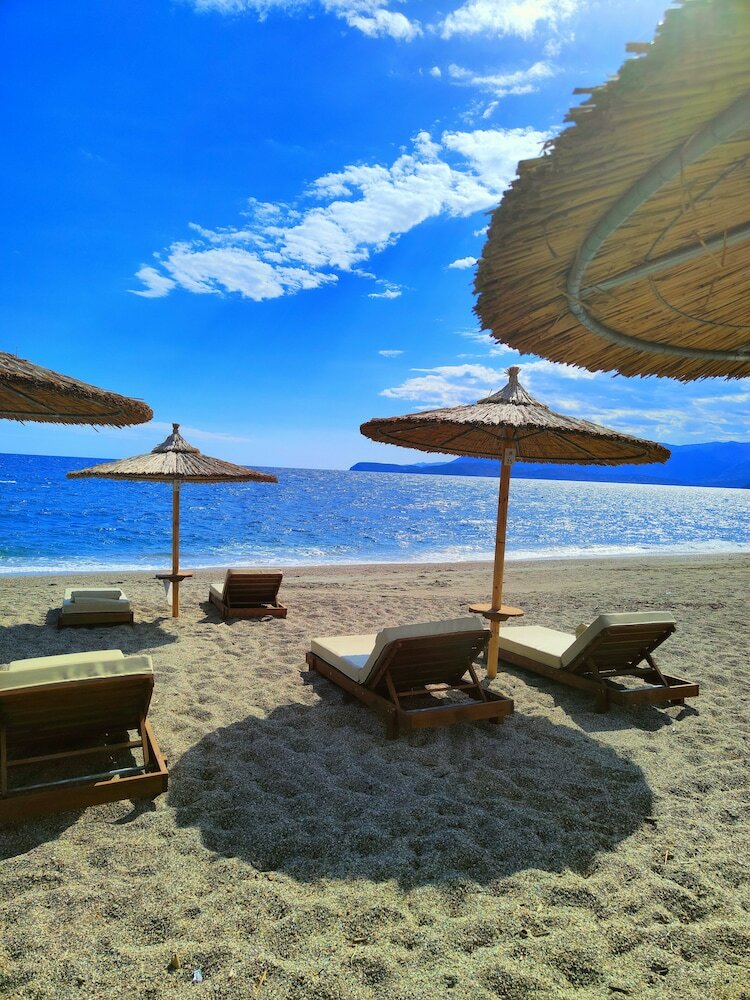 Фото Margo Beach Hotel