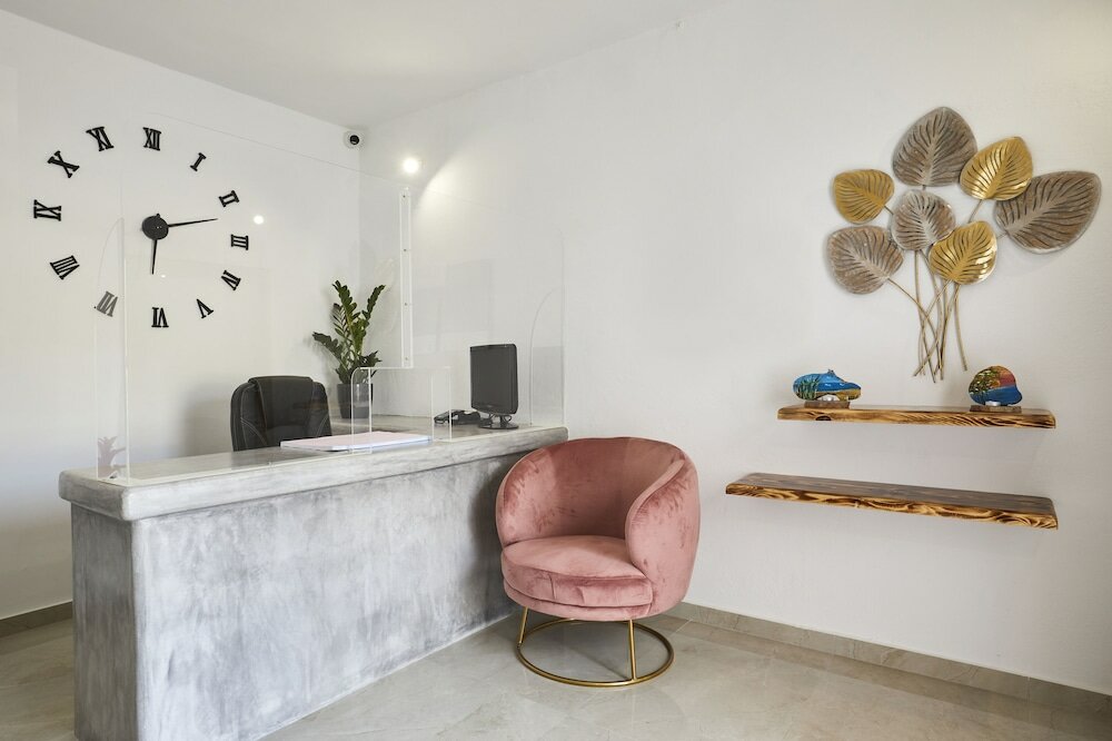 Фото Alyvia Suites