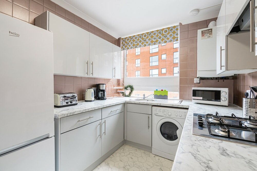 Фото Lovely Apartments in Landward Court