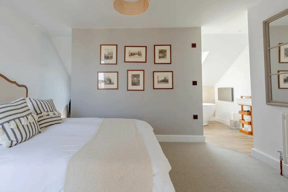 Фото Stunning 3bd Home - Clapham, Near Northcote Rd