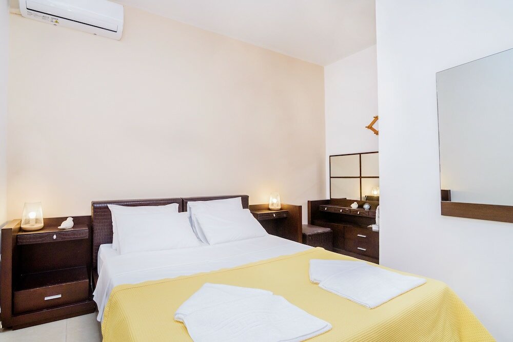 Фото Andronikis House