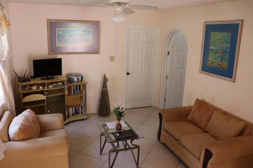 Фото Croton Studio at Sungold House Barbados