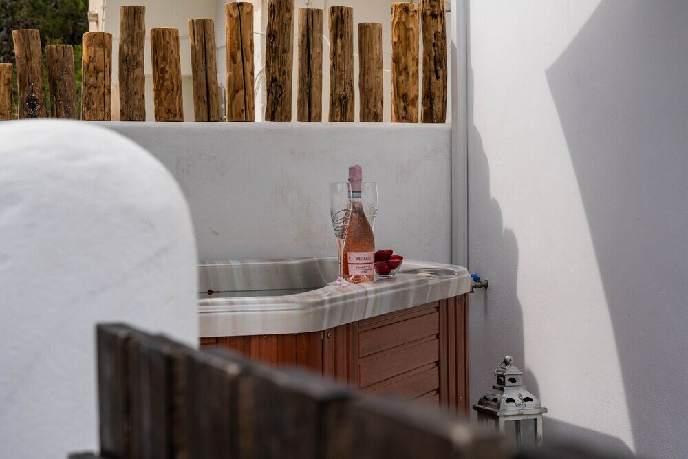 Фото Asera Suites Near Kamari Beach