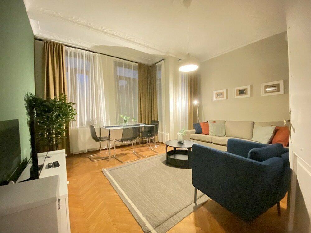 Short-term housing rental Sleek Flat With Central Location in Beyoglu, Istanbul, photo