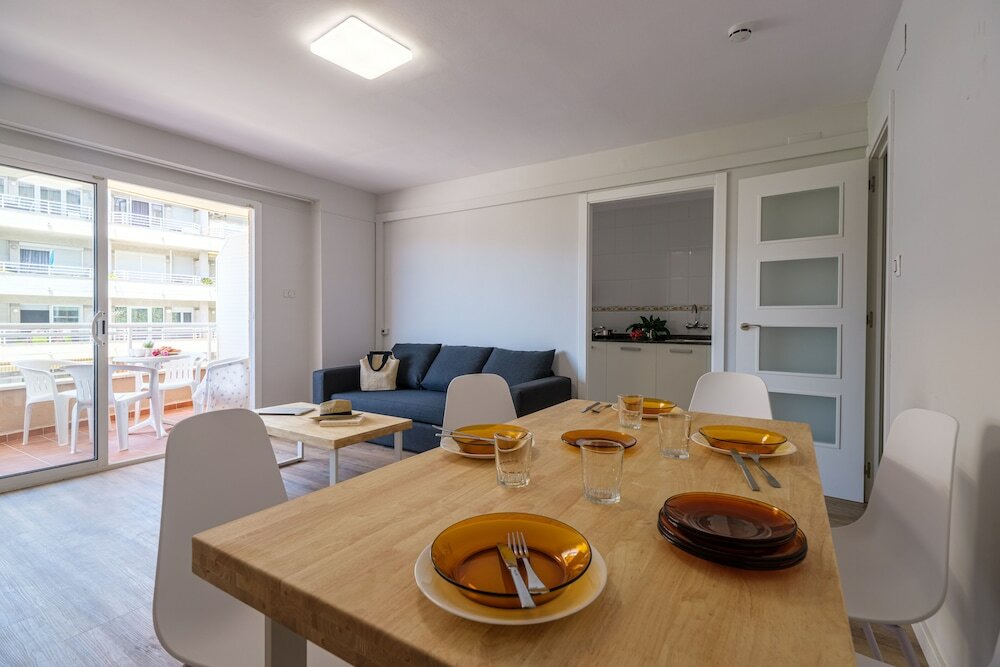 Фото Apartamentos California