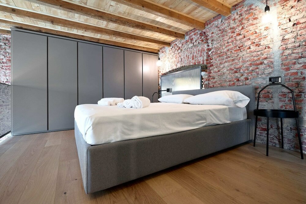 Фото Lancetti Stylish Loft-hosted by Sweetstay